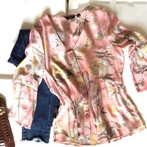 NWOT Mlle Gabrielle Floral Multicolored Ruffled Sleeves Top, Size S